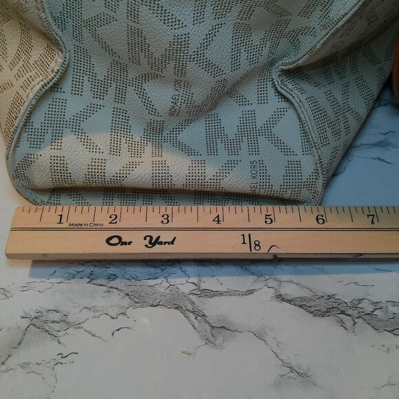 Michael Kors HAMILTON East West Tote Shoulder Bag VANILLA Canvas & Leather Used - Picture 14 of 16